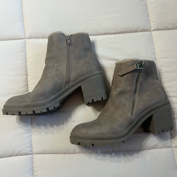 Maurices Ankle Booties with Faux Fur Lining - Picture 6 of 6